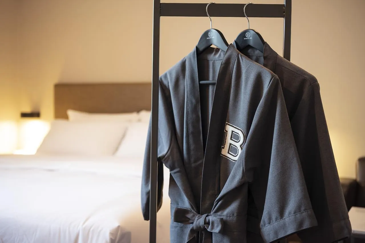 Brown-Dot Hotel Gupo Busan