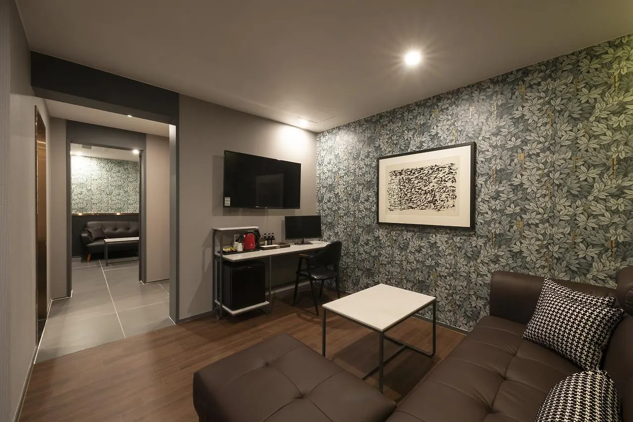 Brown-Dot Hotel Gupo Busan 2*,