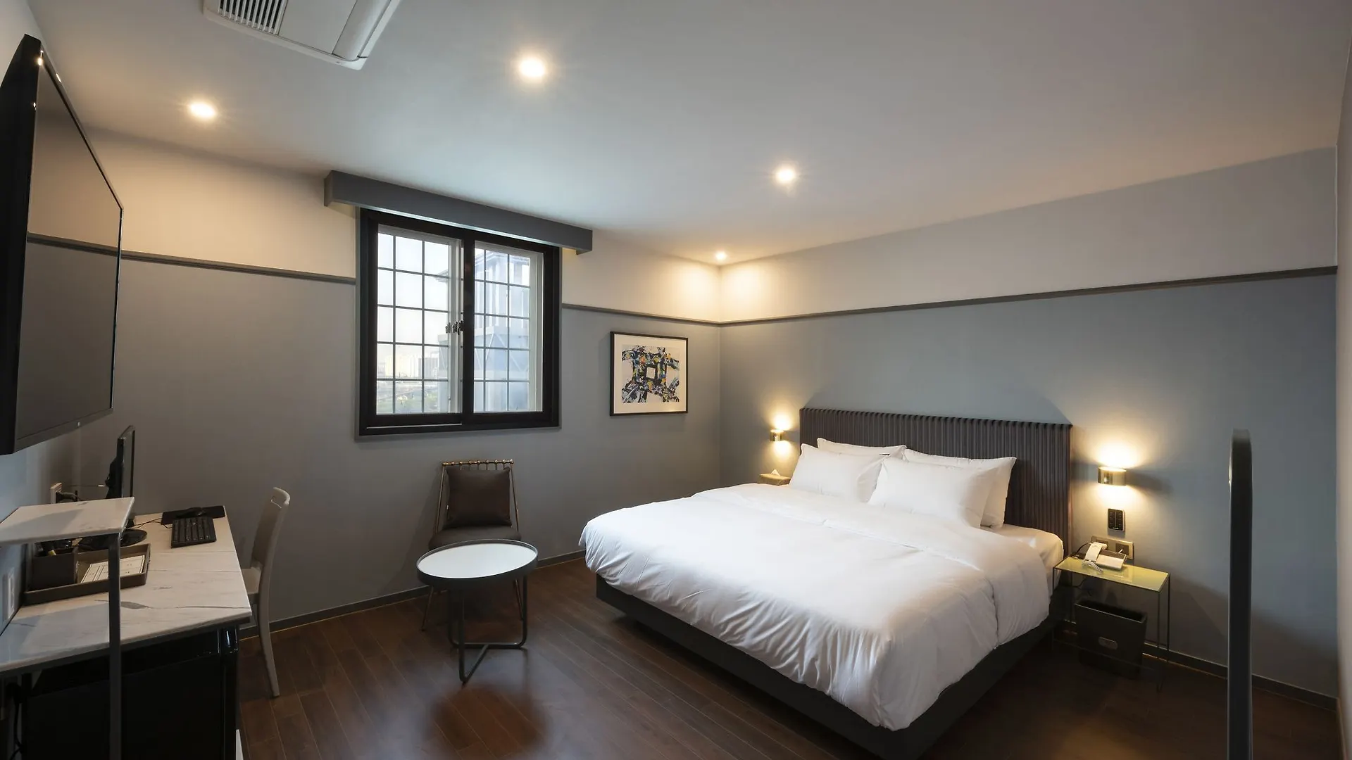Brown-Dot Hotel Gupo Busan